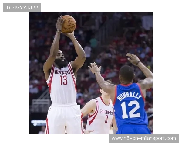 哈登突破造犯规并罚中,76人稳住节奏 哈登突破造犯规并罚中,76人稳住节奏