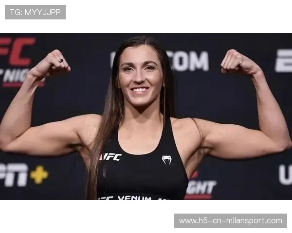 UFC拳手差点被锁技扭断手臂,惊险瞬间揭秘 UFC拳手差点被锁技扭断手臂,惊险瞬间揭秘