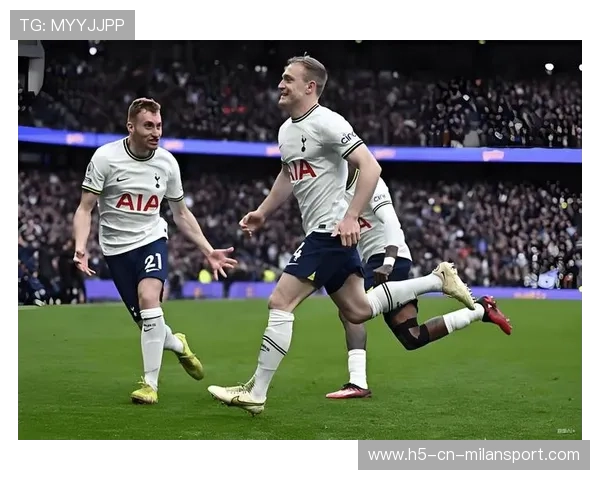 曼联新星快速崛起，备战热刺关键战