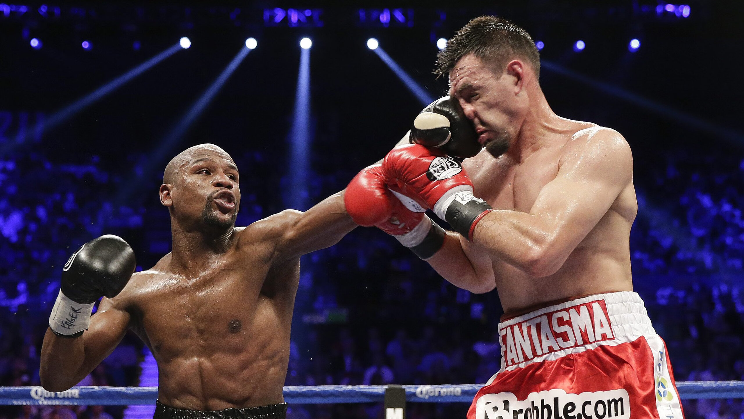 德甲攻防转换：节奏快如闪电！，德甲对抗